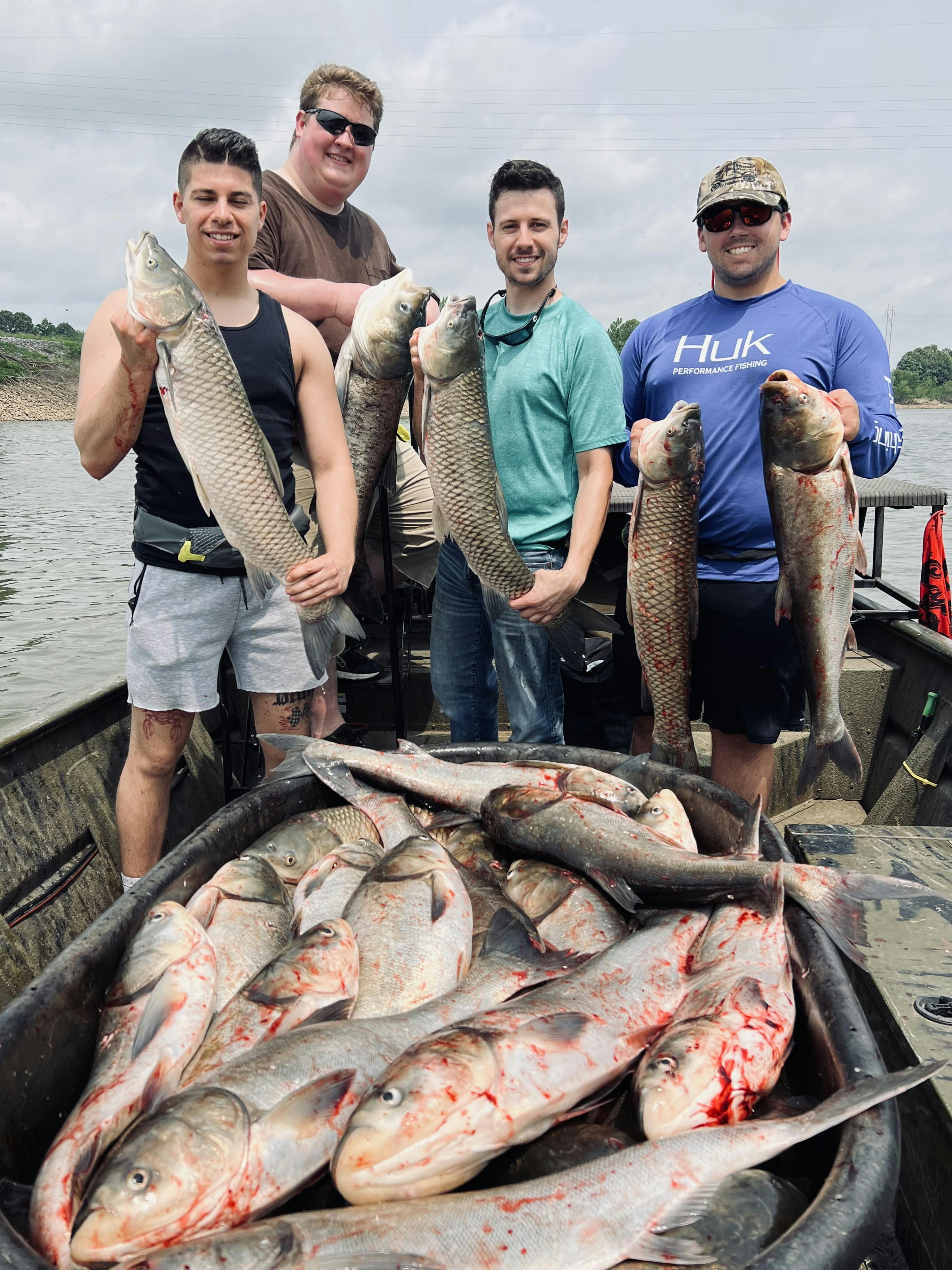 Bowfishing Guide on Kentucky Lake Loveless Outdoor Adventures